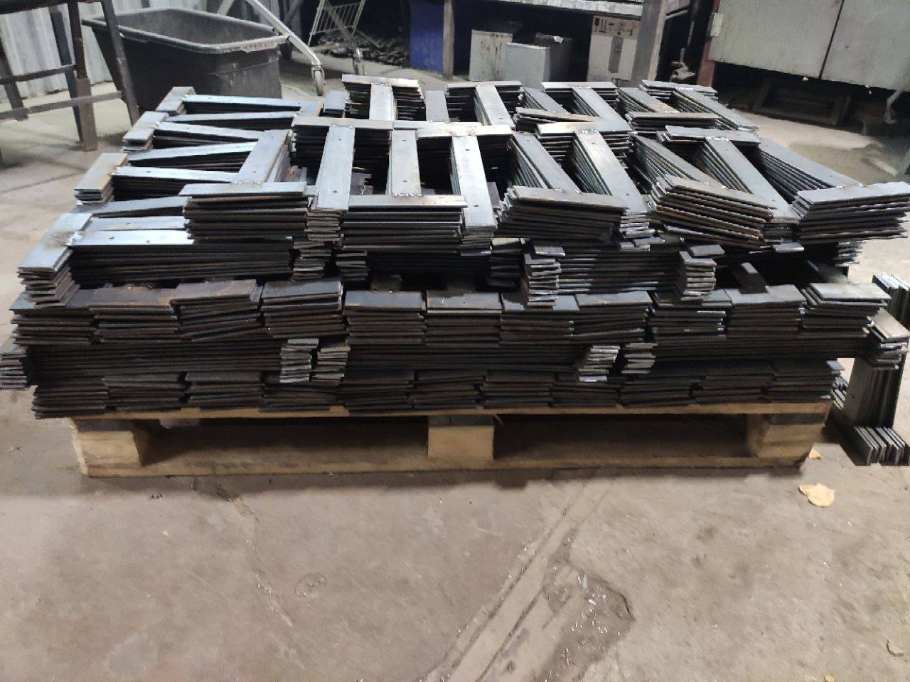 Костыль Т-образный кровельный неокрашенный 40х4мм размер 100x300мм