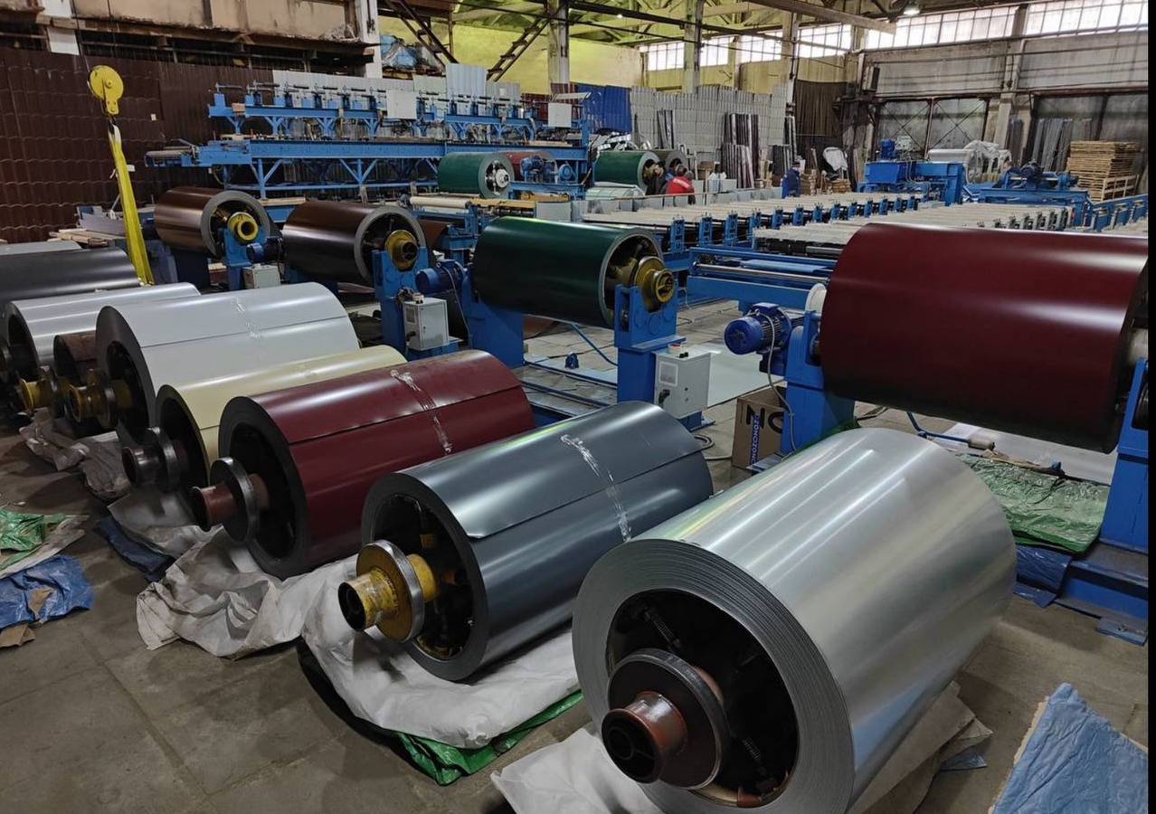 Отмотка оцинкованная с полимерным покрытием полиэстер Grand line Optima 0,7х1250мм RAL 7004