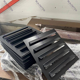 Вентиляционная решетка 300х300 оцинк. порошок 0.7мм RAL 9005