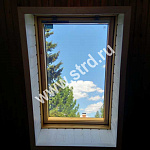 Окно мансардное дерево, лак ручка сверху Fakro AHRD B4 Standart 94*140см