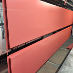 Фасадная металлокассета открытого типа 1 мм (RAL 3018) оцинкованная, с порошковым покрытием