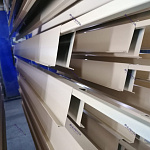 Прямоугольная ламель оцинкованная 0.7мм RAL 1001