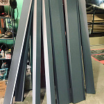 Планка ветровая 0,45 мм (RAL 3005) простая, с порошковым покрытием