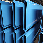 Нащельник для сэндвич-панелей RAL 5012 оцинкованный c порошковым покрытием 0,45мм