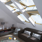 Окно мансардное дерево, лак ручка снизу Fakro FTP-V L3/P2 ThermoPro Profi 78*118см