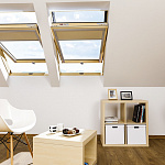 Окно мансардное дерево, лак ручка снизу Fakro FTP-V U3 ThermoPro Profi 114*118см