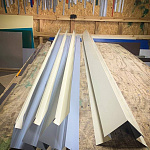 Планка примыкания в накладку для кровли 0,45 мм (RAL 3011) с порошковым покрытием (ширина менее 625 мм)