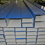 Лобовая планка (RAL 3003) оцинкованная, с порошковым покрытием 0,45 мм