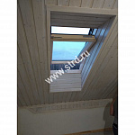 Окно мансардное дерево, лак ручка снизу Fakro FTS-V U2 (V22) Standart 134*98см