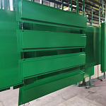 Фасадная металлокассета закрытого типа оцинкованная с порошковым покрытием 0,7x480х1015мм RAL 6005 Зелёный мох