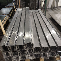 Прямоугольная ламель оцинкованная 0.7мм RAL 7047