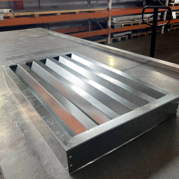 Вентиляционная решетка 250x250 с рамкой наружная оцинкованная 0.45мм