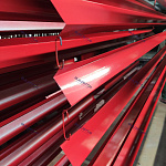 Отлив 0,4 мм RAL 3000 оконный оцинкованный c порошковым покрытием