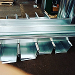 Планка ветровая 0,45 мм (RAL 9003) фронтонная, с полимерным покрытием