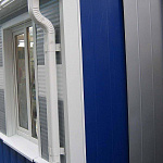 Крепление прямоугольной водосточной трубы полиэстер Grand Line Vortex под кирпич RAL 9003