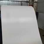 Рулон оцинкованный с полимерным покрытием полиэстер 0,4х1250мм RAL 9003 Сигнальный белый