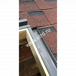 Окно-выход на крышу для неотапл. помещений дерево, лак ручка снизу Velux VLT 029 1000 45*73см