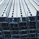 Профиль C-образный (стоечный) оцинкованный толщина 0,7мм с отверстиями