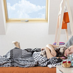 Окно мансардное дерево, лак ручка снизу Fakro FPP-V U3 preSelect Max ThermoPro  Lux 94*140см