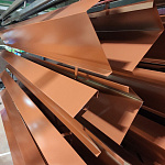 Карнизная планка RAL 8004 оцинкованная с порошковым покрытием 0,7 мм