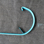 Крепление желоба водосточного короткое c порошковым покрытием ф150x350мм RAL 7001