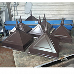 Колпак на столб стандартный оцинкованный с полимерным покрытием до 800мм RAL 9004