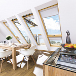 Балкон дерево, лак Fakro FGH-V P2 Galeria Lux 94*255см