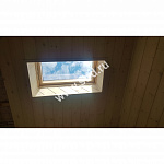 Окно мансардное дерево, лак ручка снизу Fakro FTS-V U4 Standart 114*118см