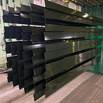 Конек фигурный 0,45 мм RAL 6007 оцинкованный, с порошковым покрытием