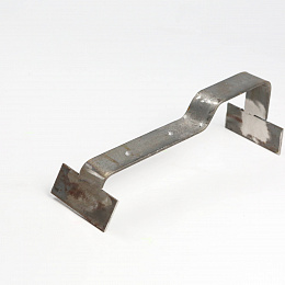 Костыль гнутый для парапета неокрашенный 40х4мм размер 100х600мм