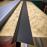 Планка ветровая 0,45 мм (RAL 9003) фронтонная, с полимерным покрытием